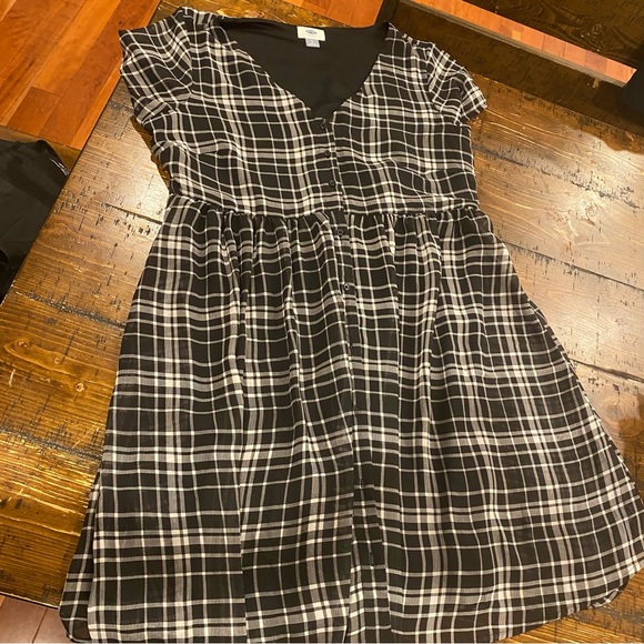 Old Navy Dresses & Skirts - Old Navy Black and White Checked Button Down Empire Waist Dress Size Large